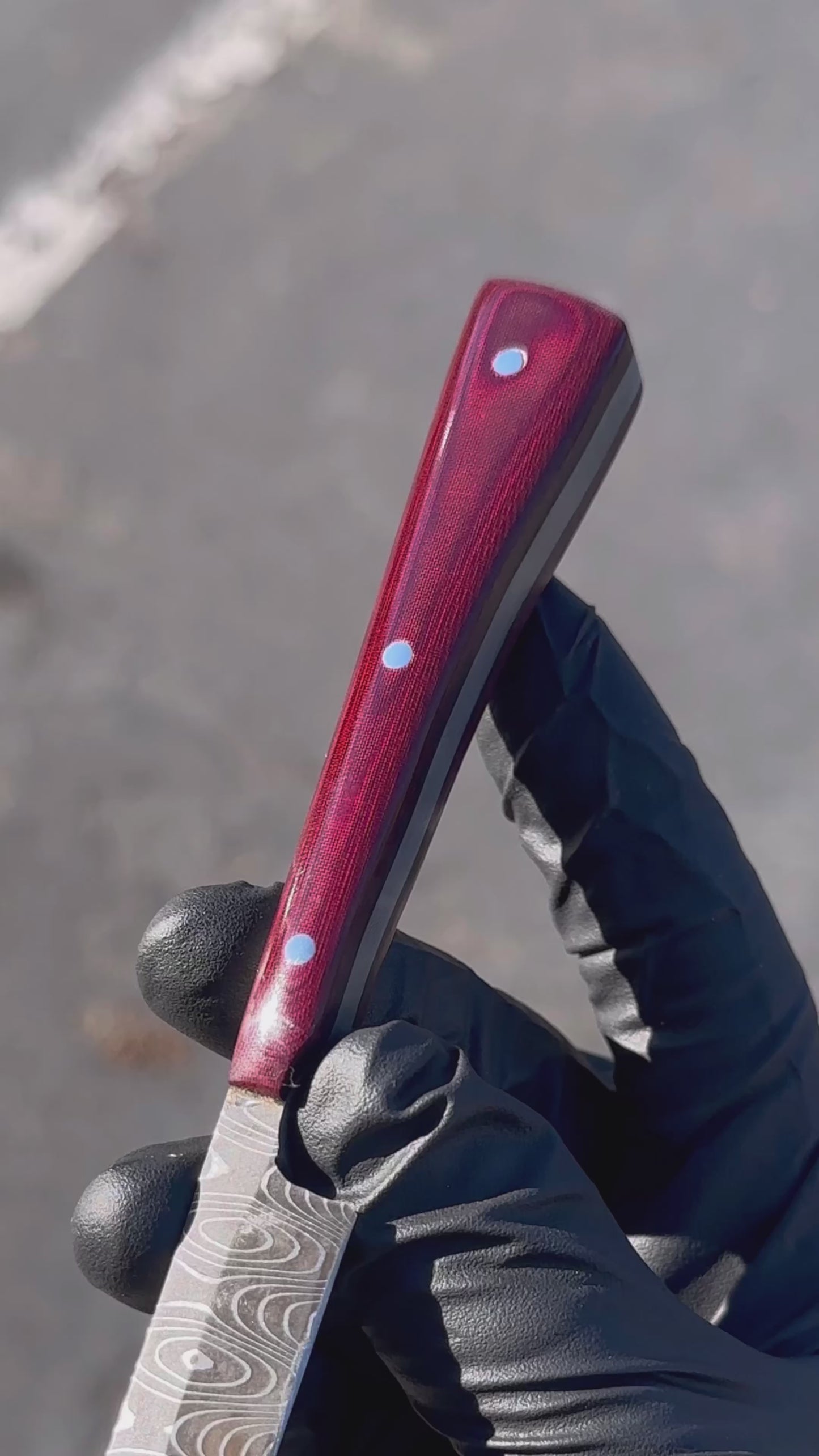 Recurve Scalpel - Vegas Forge 200 Layer Damascus / 1970’s Red Linen Vintage Westinghouse Micarta